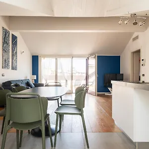 Easyhomes - Brera Luxury Milano